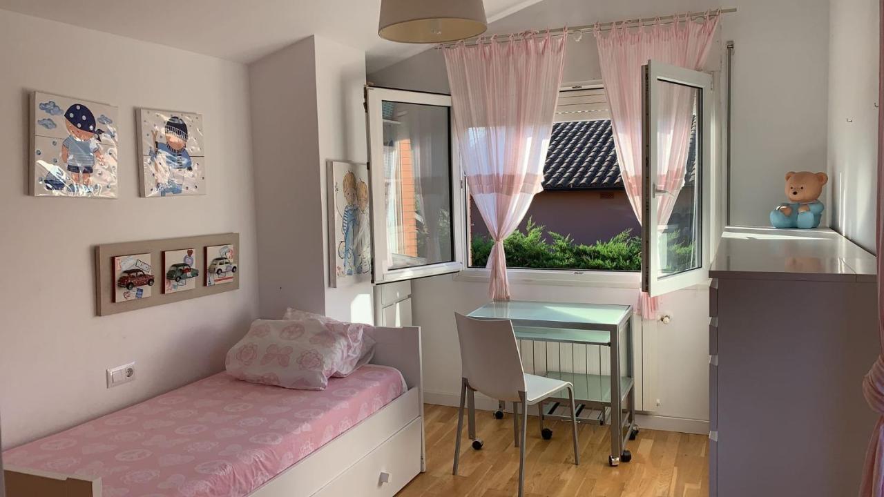 Nice Home Borgona Extérieur photo
